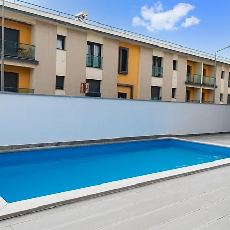 Swell House Ferrel (Leiria)