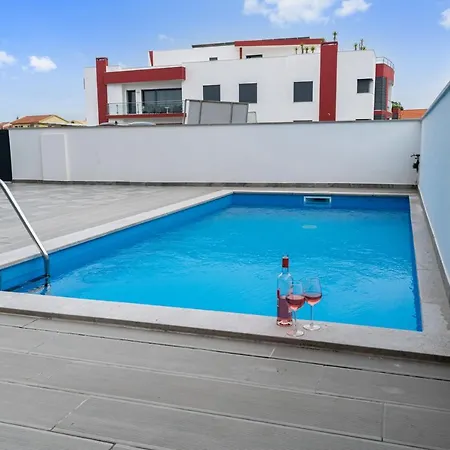Swell House Апартаменты Феррел