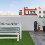 Swell House * Ferrel (Leiria)